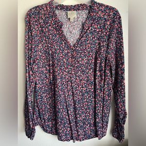St. John’s Bay floral top size Medium